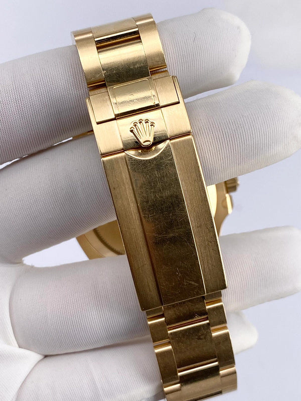 Rolex Submariner Date 41mm Dive Watch