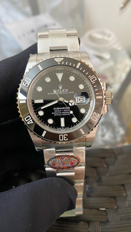 Rolex Submariner Date 40mm Stainless Steel & Black Ceramic Bezel Watch