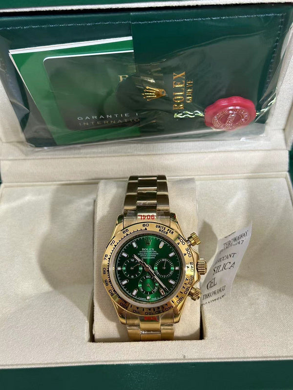 Rolex Cosmograph Daytona Yellow Gold Distinctive Green Dial Watch