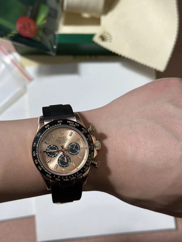 Rolex Cosmograph Daytona Everose Gold with Black Cerachrom Bezel & Oysterflex Strap Watch