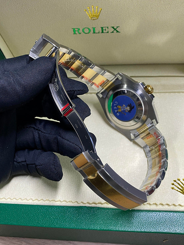 Rolex Submariner Date Two-Tone Stainless Steel/Yellow Gold 41mm Rolesor Blue Dial Watch