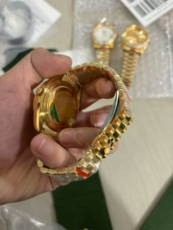 Rolex Day Date Yellow Gold Factory Diamond Bezel & Sapphire Pearl Diamond Dial Watch