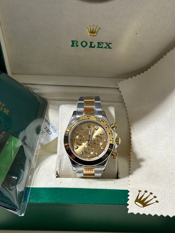 Rolex Cosmograph Daytona Yellow Rolesor (steel and 18k gold) Case & Champagne Dial Watch