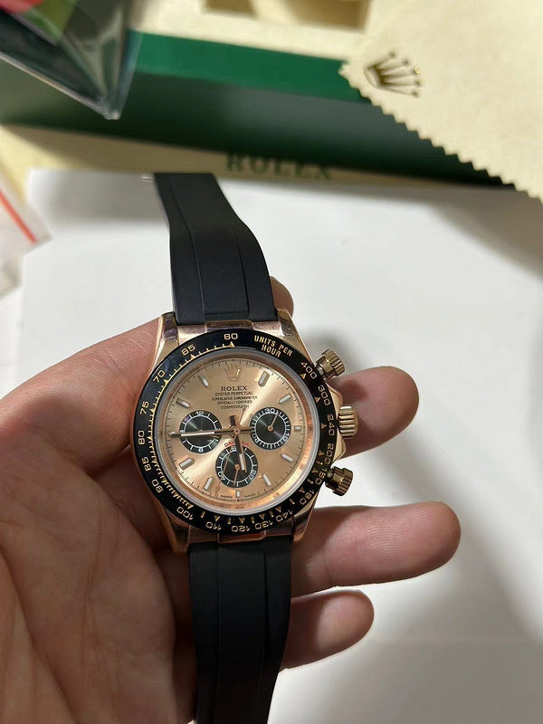 Rolex Cosmograph Daytona Everose Gold with Black Cerachrom Bezel & Oysterflex Strap Watch