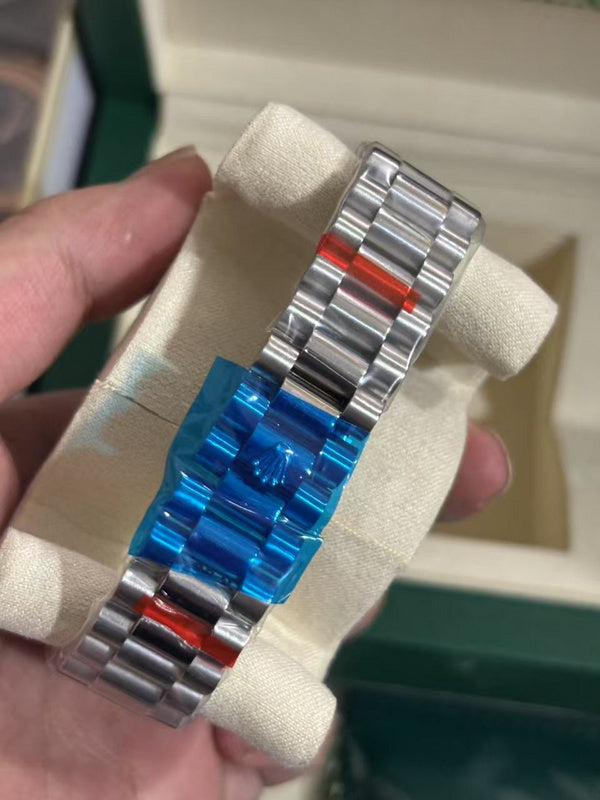 Rolex Day-Date Olive Green Arabic Dial Platinum Bracelet/Case/Smooth Bezel 40mm Watch