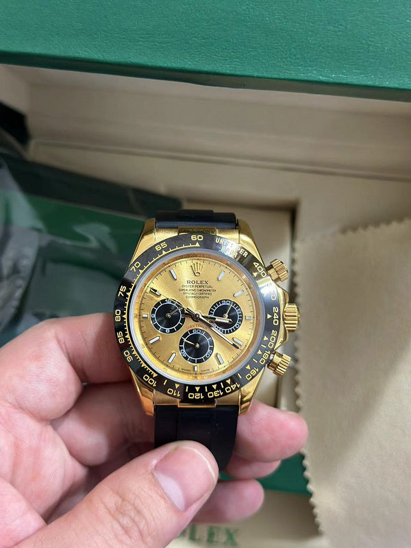 Rolex Cosmograph Daytona 40 mm Champagne Dial With Black Subdials & Oysterflex Bracelet Watch