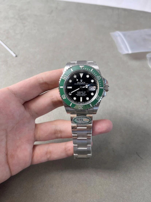 Rolex Submariner Date Starbucks 41 mm 126610LV Watch
