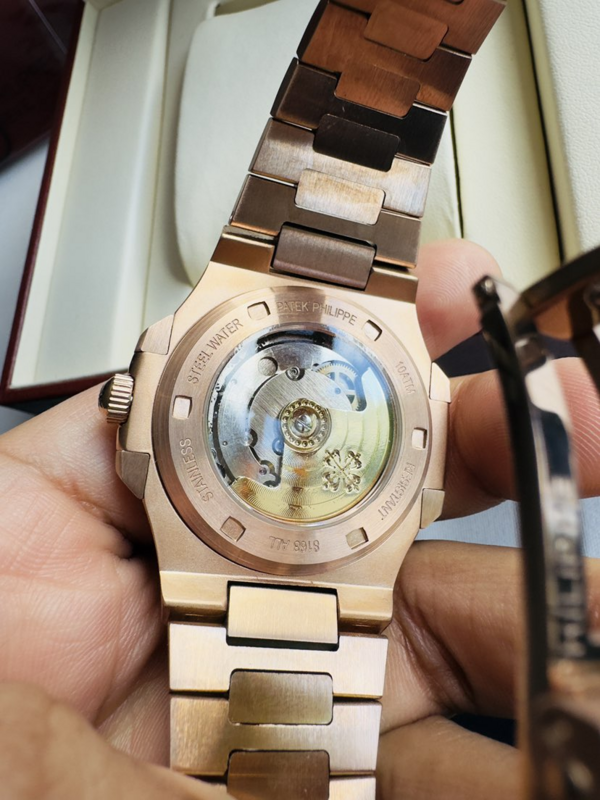 Patek Philippe Nautilus 40mm Rose Gold Watch