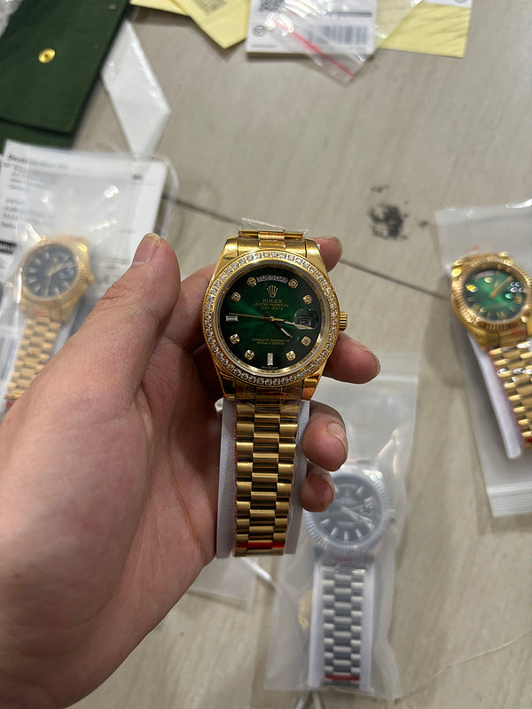 Day-Date Oyster yellow gold & Green Diamond Dial Set Watch
